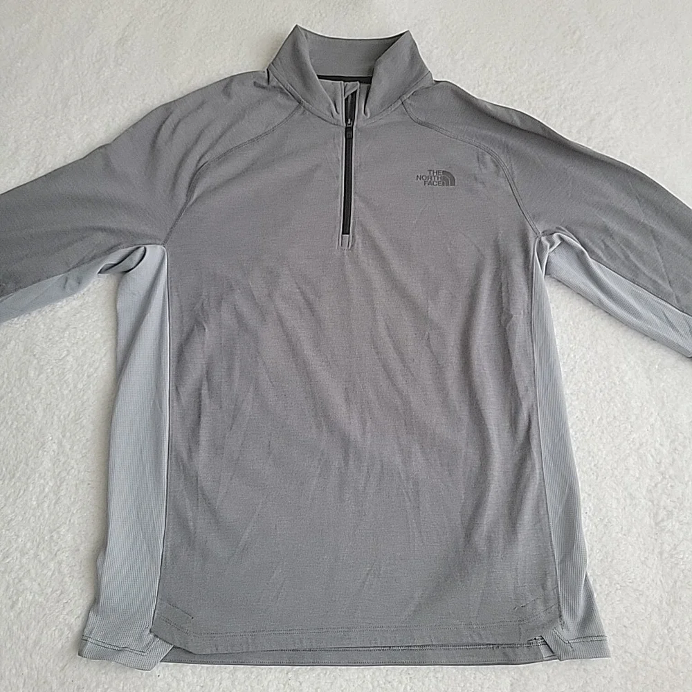 The North Face‎ Jacket Mens Essential 1/4 Zip Pullover Size Medium Breathable